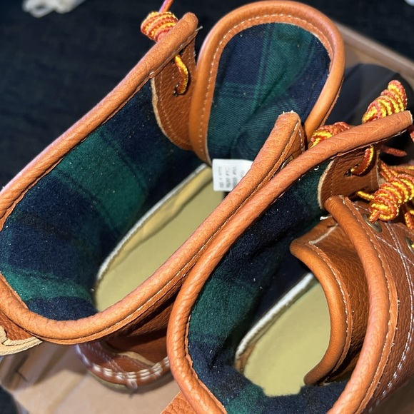 L.L Bean Boots, 8” Flannel-Lined Insulated Women’s Size 11 M - Picture 5 of 7